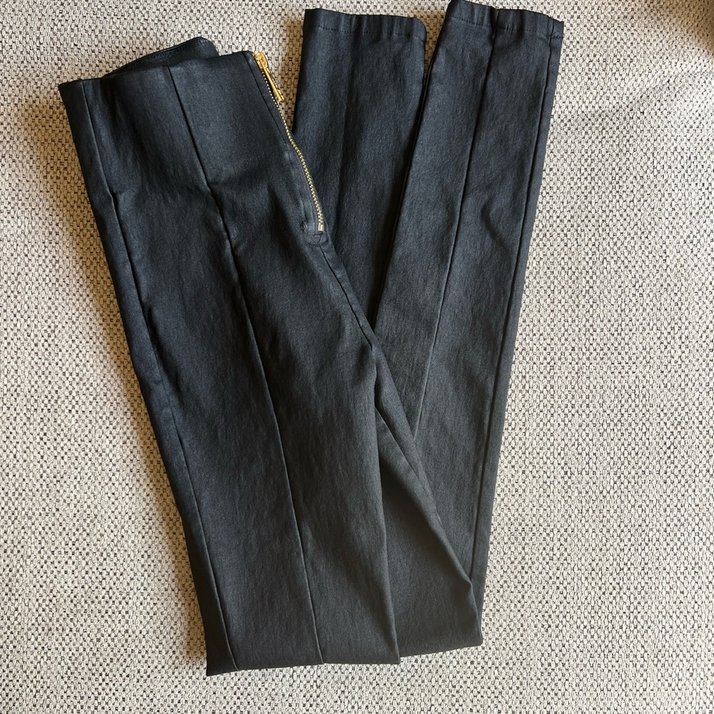 ALL THINGS GOLDEN - second skin faux leather pants size XS